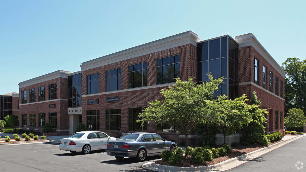 9208 Falls of Neuse Rd, Raleigh, NC for lease - Building Photo - Image 1 of 19