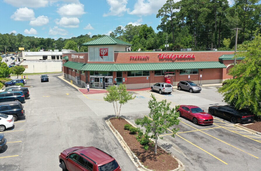 4467 Devine St, Columbia, SC for sale - Building Photo - Image 1 of 1