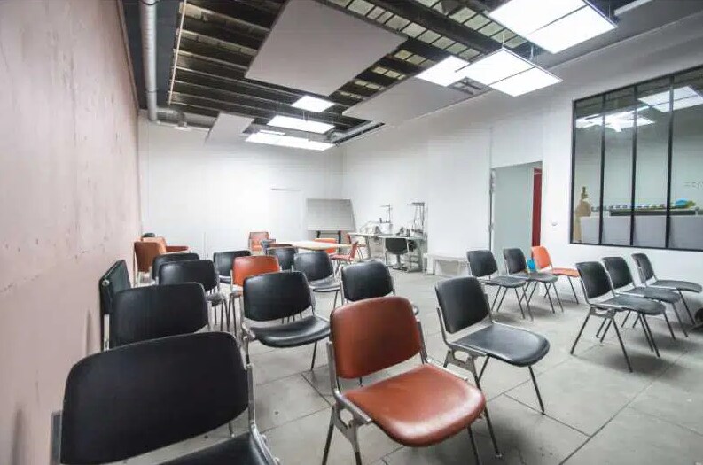 Coworking Space in Paris for lease - Interior Photo - Image 3 of 8