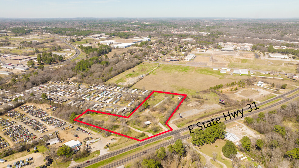 1203 E Highway 31, Longview, TX for sale - Aerial - Image 1 of 6