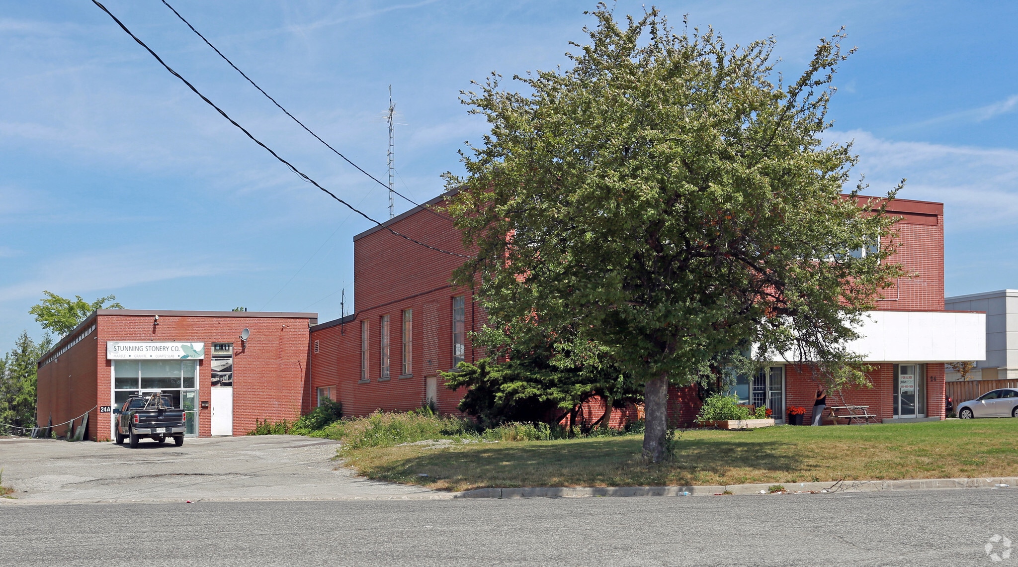 24 Mallard Rd, Toronto, ON for sale Primary Photo- Image 1 of 1