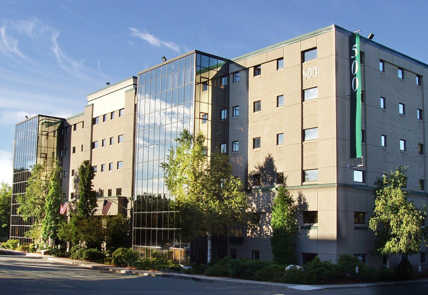 500 W Cummings Park, Woburn, MA for lease - 500 W Cummings Park - Image 1 of 7