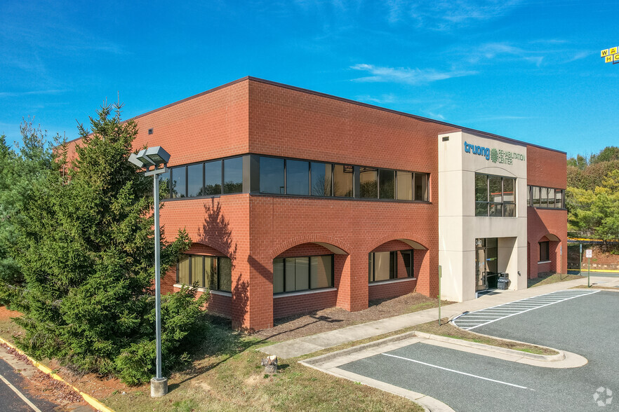 10340 Spotsylvania Ave, Fredericksburg, VA for lease - Building Photo - Image 1 of 5