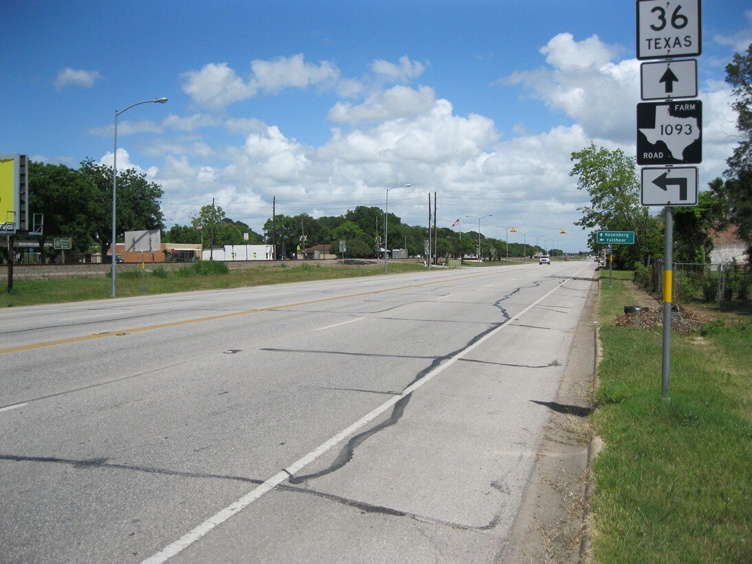 11635 Hwy 36, Wallis, TX 77485