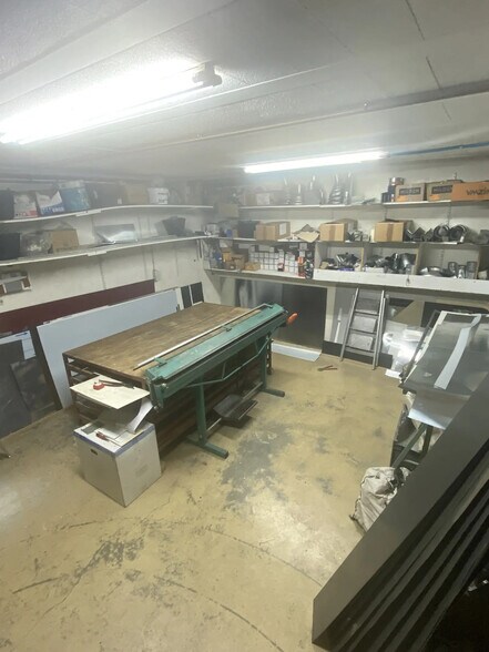 Flex in Rillieux-la-Pape for sale - Interior Photo - Image 2 of 6