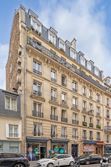 27 Rue Véron, Paris for lease - Primary Photo - Image 1 of 1