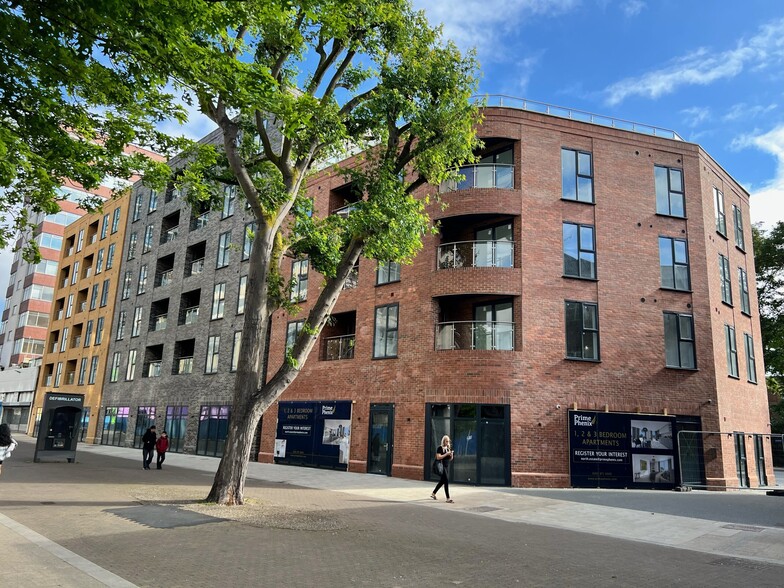 22-44 North St, Romford for lease - Building Photo - Image 1 of 1