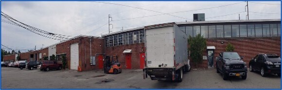 190 Miller Pl, Hicksville, NY for lease Building Photo- Image 1 of 4