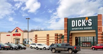 Fingerlakes Crossing - Bar