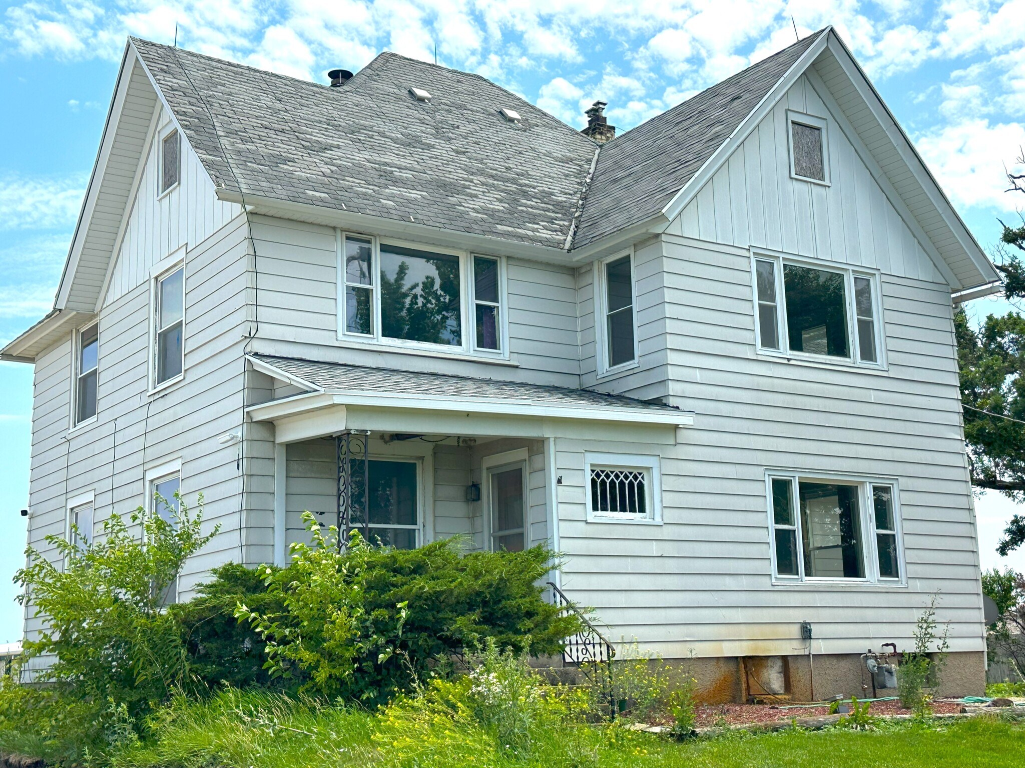 1947 N Lyford Rd, Rockford, IL 61107 Specialty for Sale