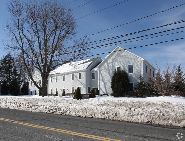 6 Creamery Brk, East Granby, CT for sale - Building Photo - Image 1 of 18