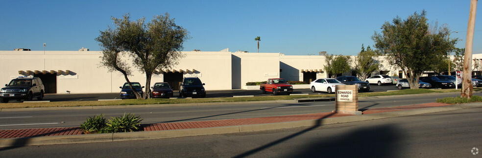 13903-13921 Artesia Blvd, Cerritos, CA for lease - Building Photo - Image 2 of 9