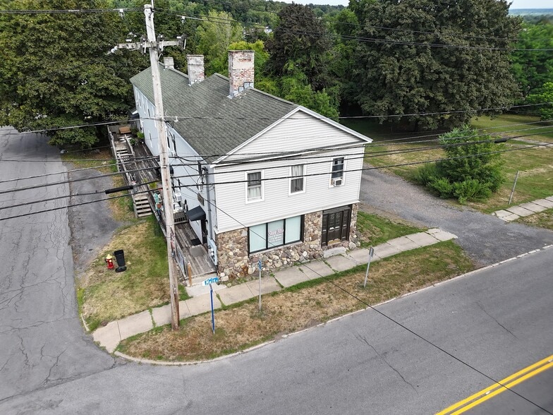 352 Main St, New York Mills, NY for sale - Primary Photo - Image 1 of 5