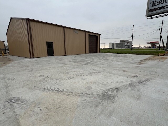 10011 - B FM 521 Rd, Rosharon, TX for lease - Building Photo - Image 3 of 17