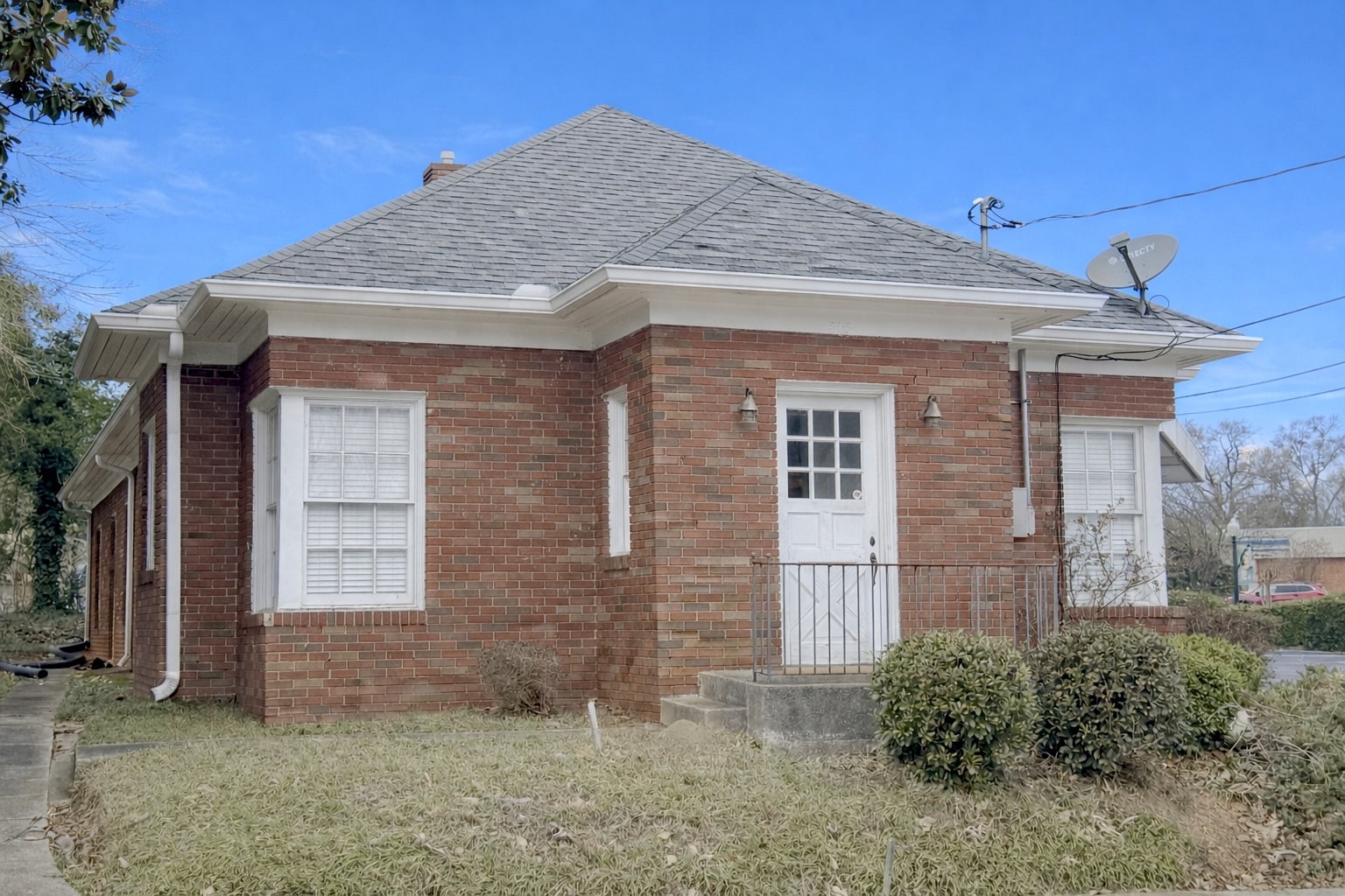 315 Academy St NE, Gainesville, GA for lease Interior Photo- Image 1 of 12