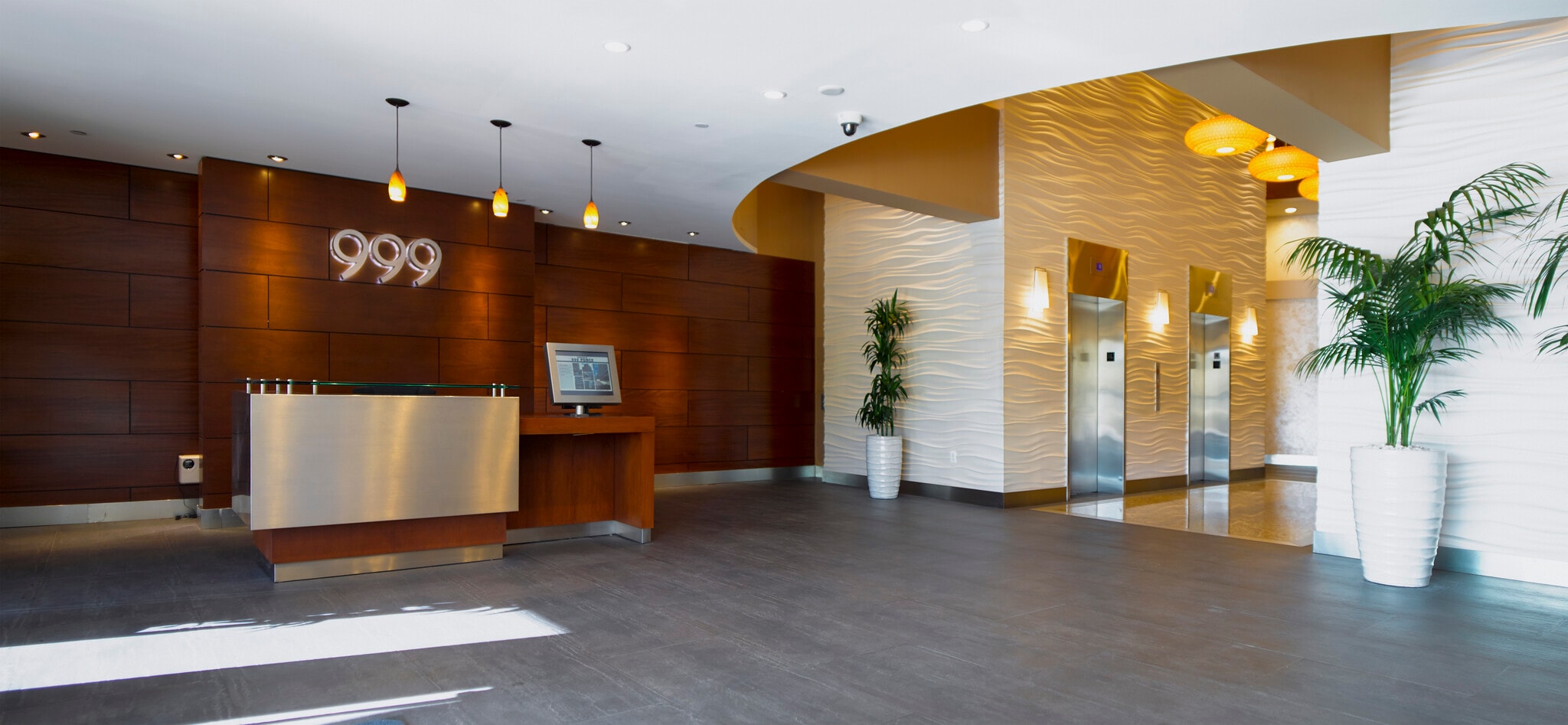 999 PONCE DE LEON Blvd, Coral Gables, FL for lease Interior Photo- Image 1 of 4