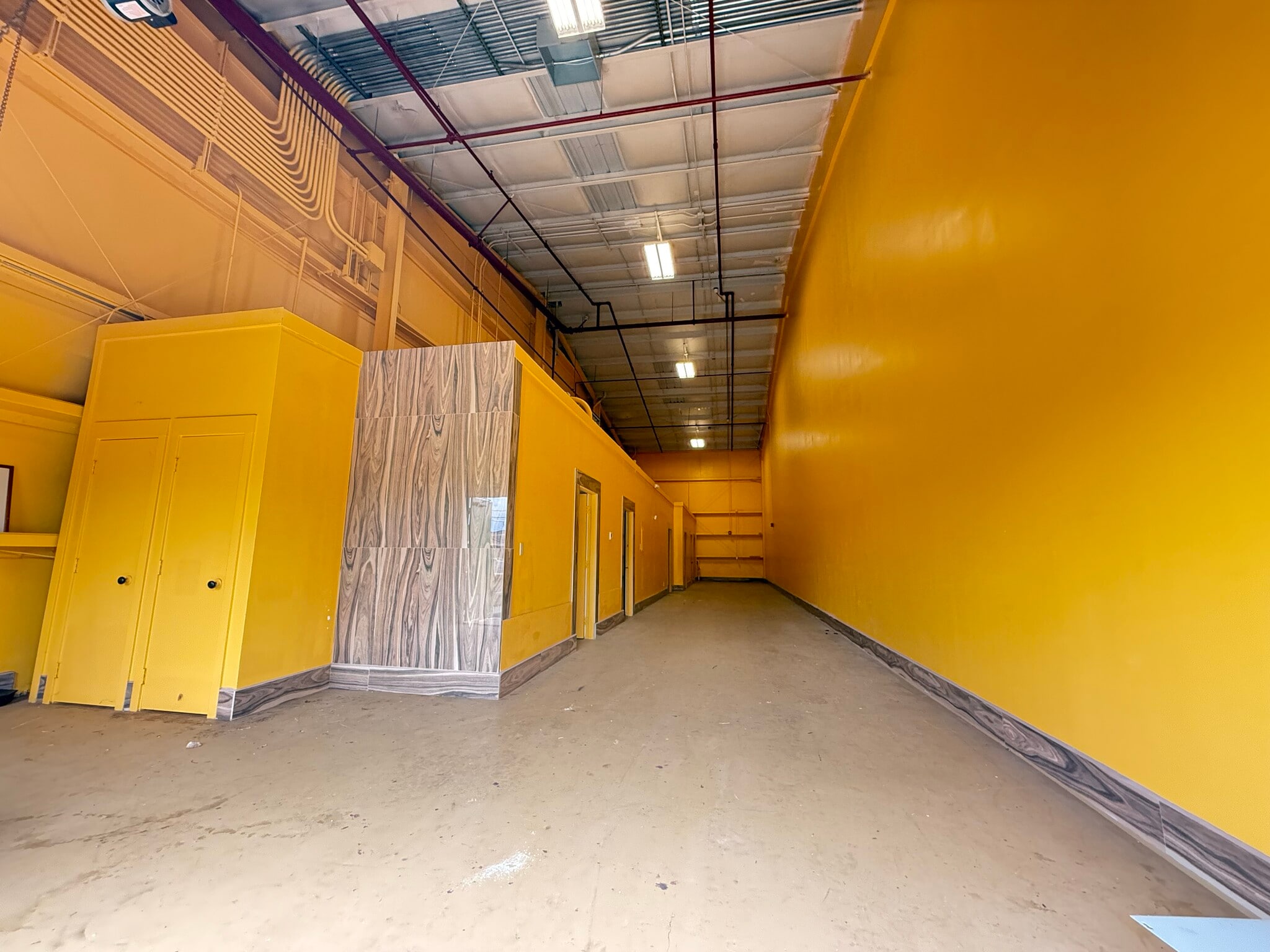 4525 Akia Rd, Kapaa, HI for lease Interior Photo- Image 1 of 7