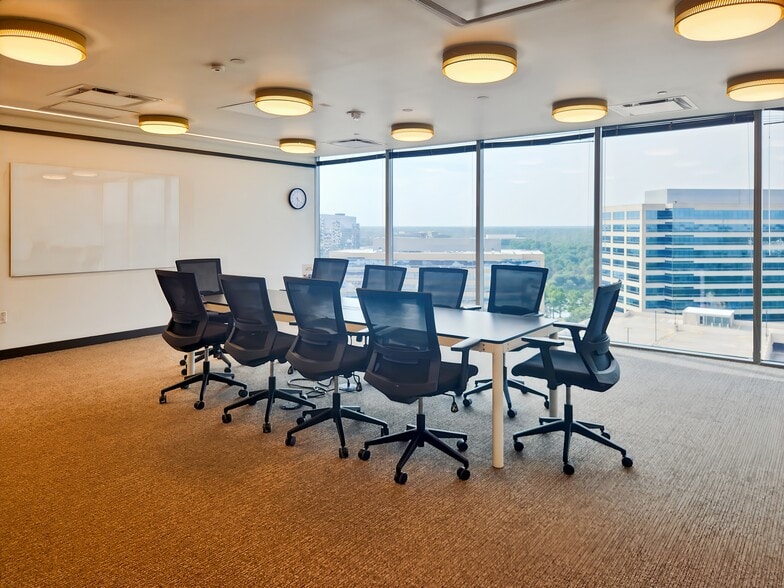 1725 Hughes Landing Blvd, The Woodlands, TX for lease - Building Photo - Image 1 of 22