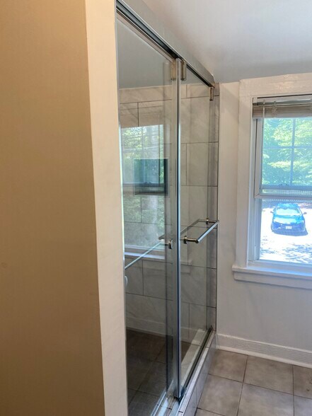 2 Titus Ave, Lawrence Township, NJ for sale - Building Photo - Image 3 of 33