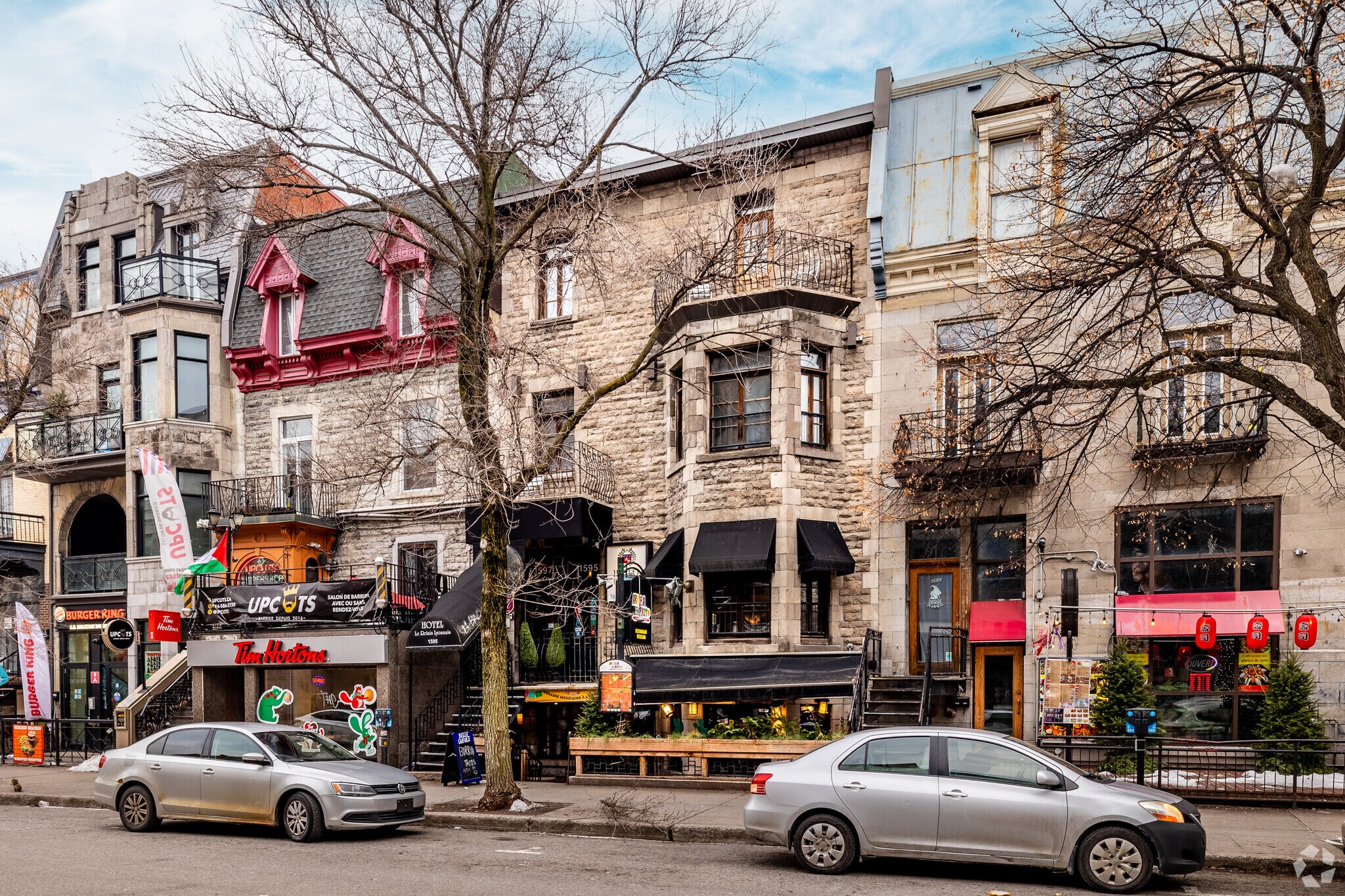 1595 Rue Saint-Denis, Montréal, QC for sale Primary Photo- Image 1 of 1