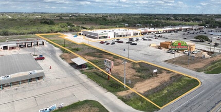 534-540 10th St, Floresville, TX - Aerial  map view - Image1
