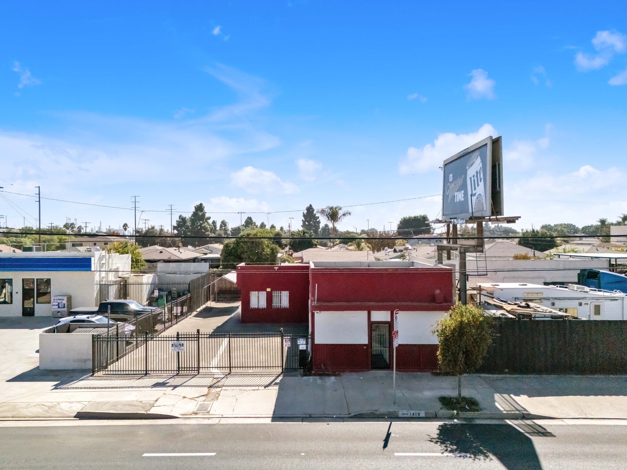 1418 E Pacific Coast Hwy, Wilmington, CA for lease Building Photo- Image 1 of 17
