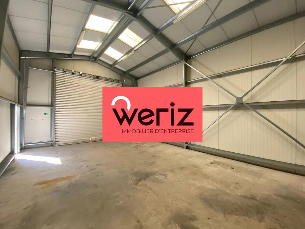 Flex in Marseille for lease Interior Photo- Image 1 of 5