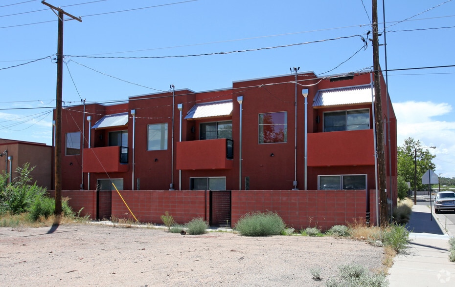 300-312 Adams St SE, Albuquerque, NM for sale - Building Photo - Image 2 of 3