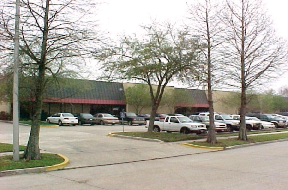 660 Distributors Row, New Orleans, LA 70123