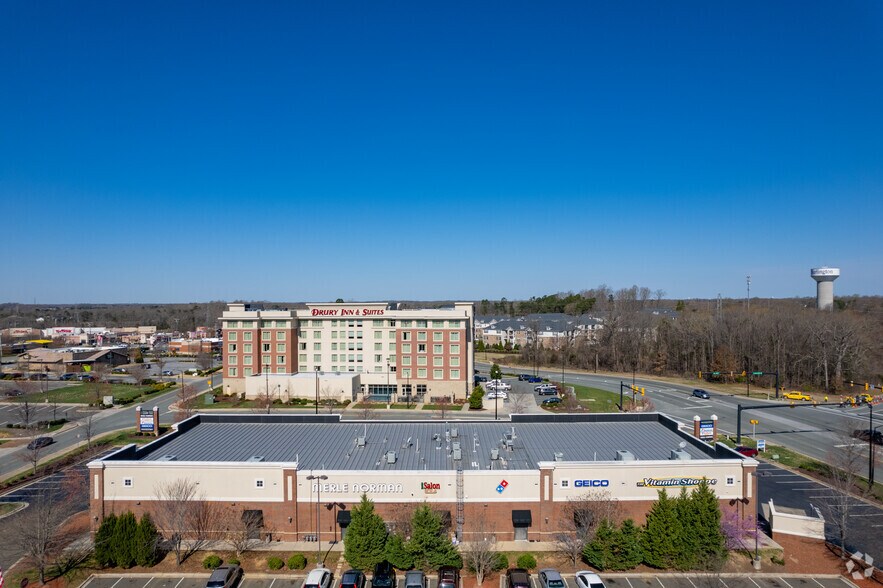 1348 Java Ln, Burlington, NC for lease - Building Photo - Image 2 of 8