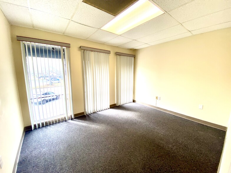 1200 N Central Ave, Kissimmee, FL for lease - Interior Photo - Image 3 of 15