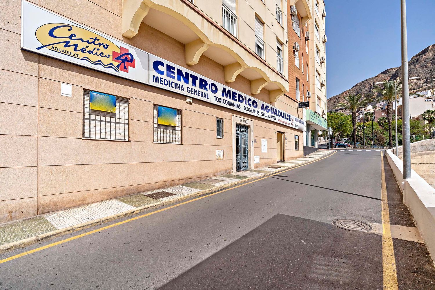 Isla, 2, Roquetas de Mar, Almería for lease Building Photo- Image 1 of 44