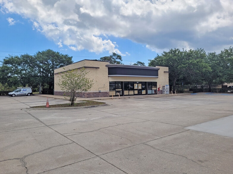 605 S Wickham Rd, West Melbourne, FL for sale - Building Photo - Image 1 of 6