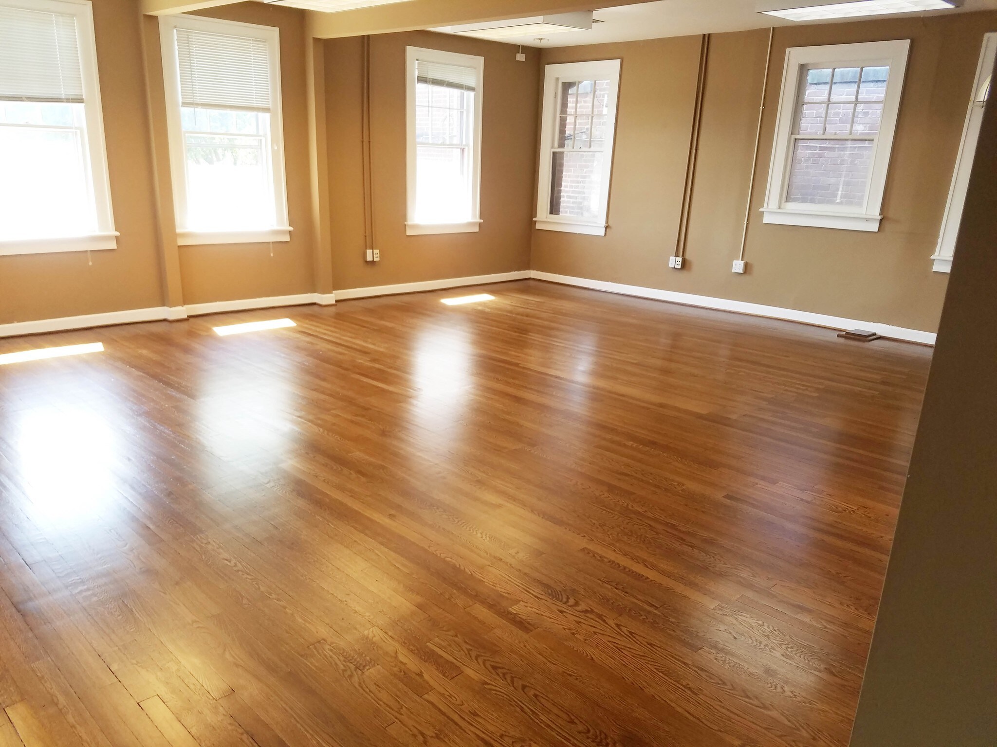 1320-1322 Grandin Rd, Roanoke, VA for sale Building Photo- Image 1 of 1