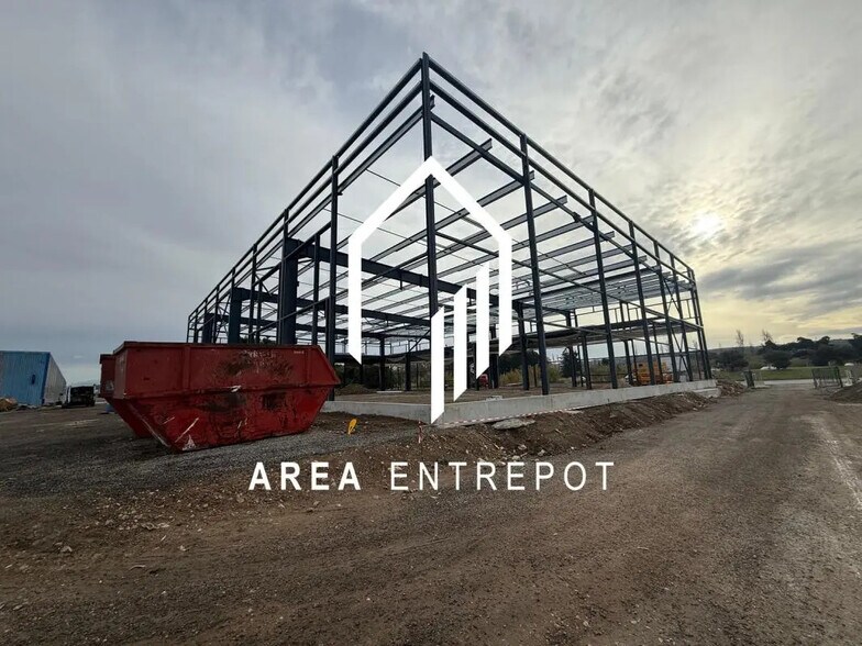 Flex in Marignane for sale - Building Photo - Image 1 of 4