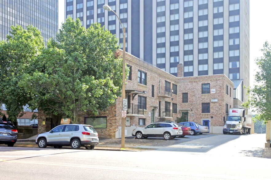 210-216 S Bemiston Ave, Clayton, MO for sale - Primary Photo - Image 1 of 1