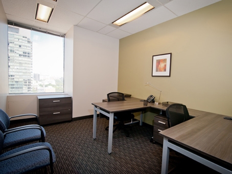 2 Bloor St W, Toronto, ON for lease Interior Photo- Image 1 of 8