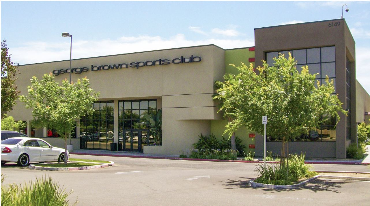 6039 E Kings Canyon Rd, Fresno, CA for lease Building Photo- Image 1 of 3