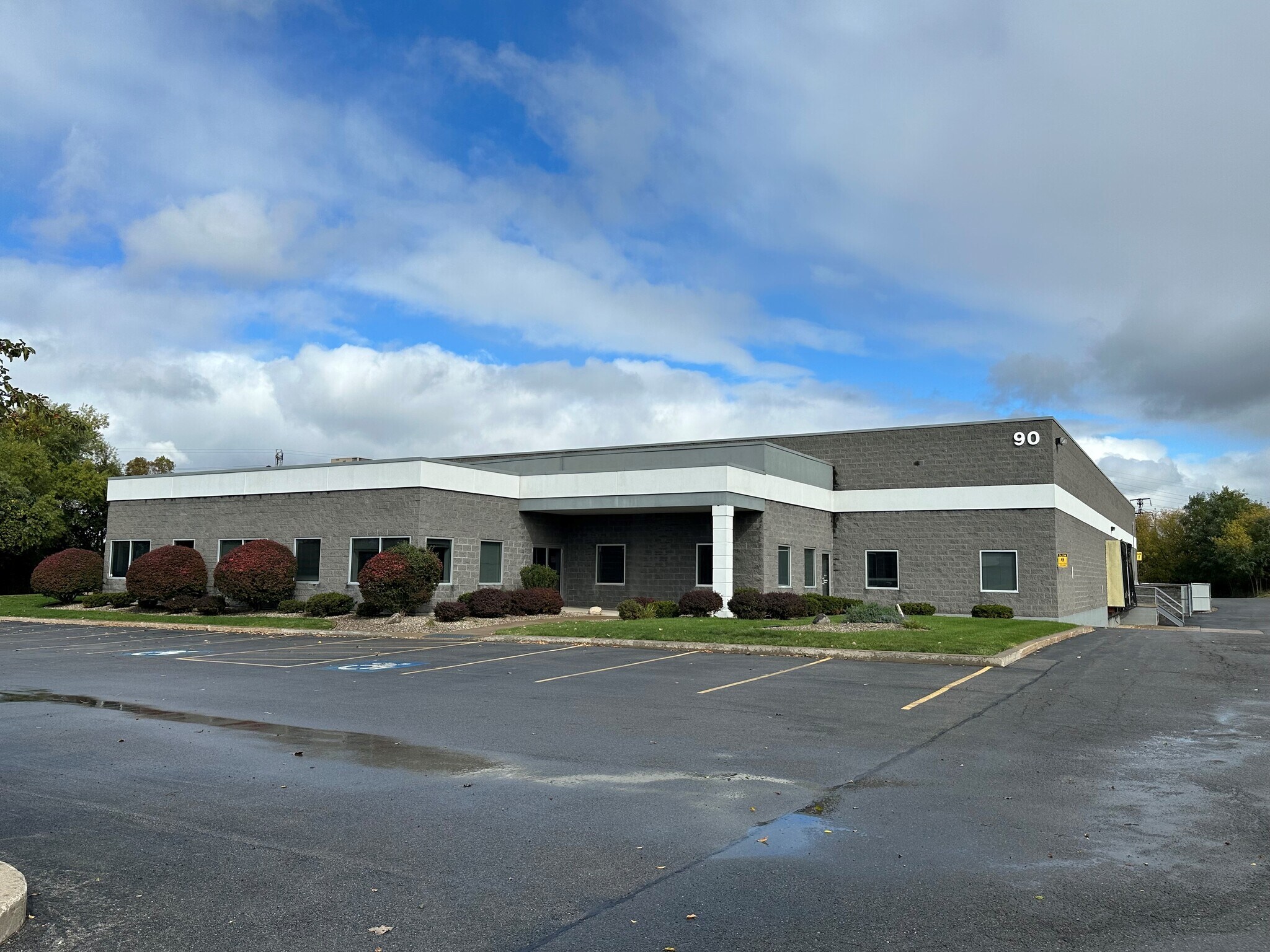 90 Goodway Dr, Rochester, NY for lease Building Photo- Image 1 of 8