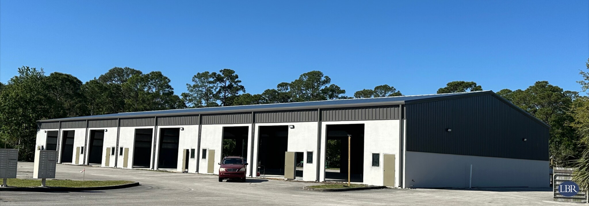 672 Atlantis Rd, Melbourne, FL for sale Building Photo- Image 1 of 1