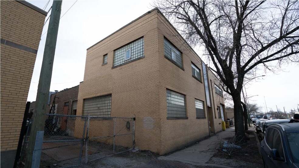 3115 W 36th St, Chicago, IL for sale - Building Photo - Image 3 of 6