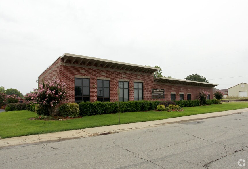 1510 Mill St, Conway, AR for sale - Primary Photo - Image 1 of 1