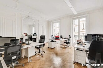20 Rue De Saint-Pétersbourg, Paris for lease Interior Photo- Image 1 of 7