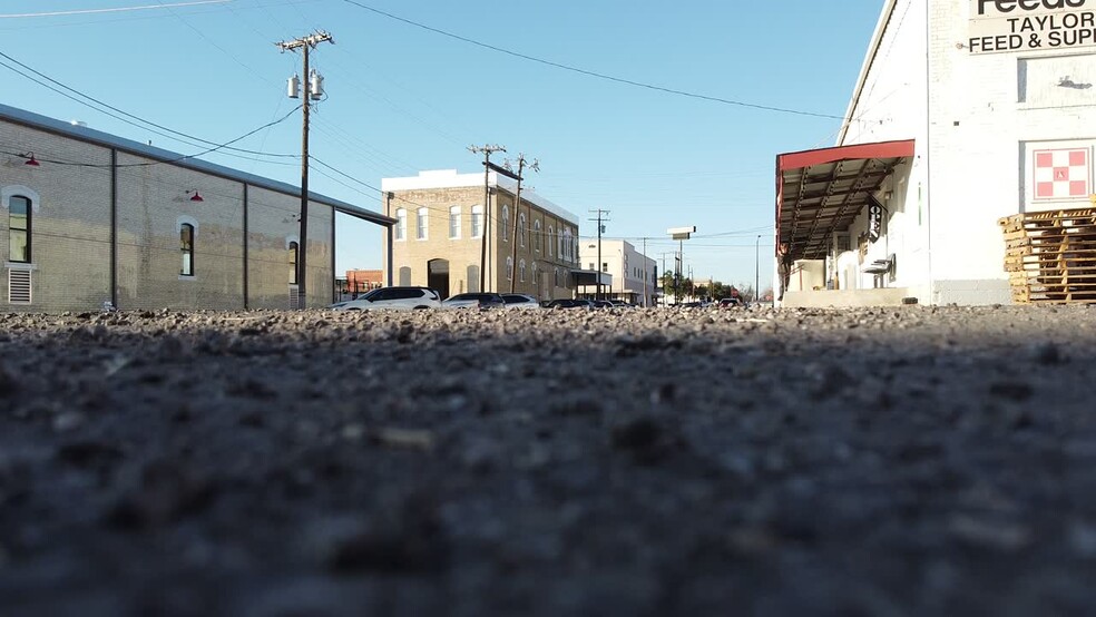 202 W 1st St, Taylor, TX for lease - Commercial Listing Video - Image 3 of 18