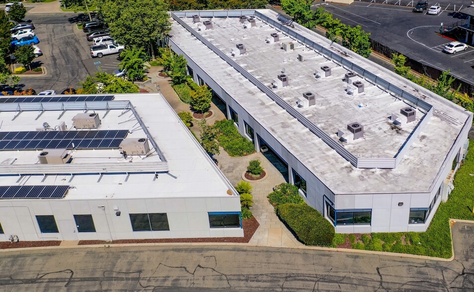 5165-5175 Johnson Dr, Pleasanton, CA for lease - Aerial - Image 3 of 4