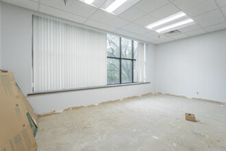 817 Broad St, Chattanooga, TN for lease Interior Photo- Image 2 of 12