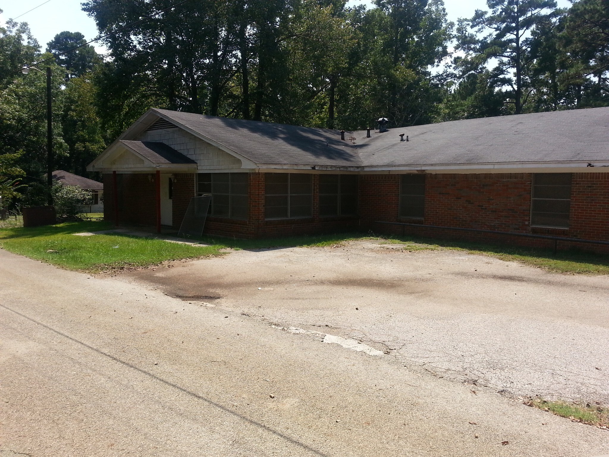 201 Palm St, Hemphill, TX for sale Primary Photo- Image 1 of 1