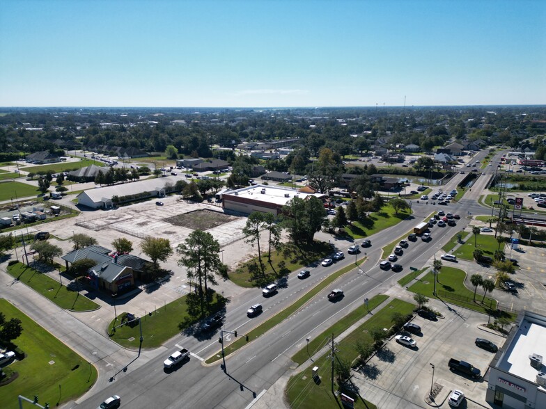 203 N Canal Blvd, Thibodaux, LA for sale - Primary Photo - Image 1 of 14