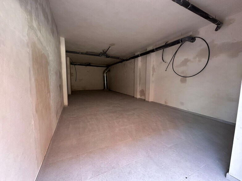 Retail in Alzira for sale - Building Photo - Image 2 of 4