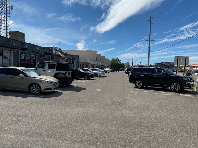 4030-4040 W Waters Ave, Tampa, FL for lease - Building Photo - Image 3 of 3